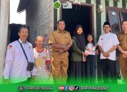 Penyuluh Agama Islam Kedungwaru Dampingi Baznas Salurkan Bantuan Fakir Miskin