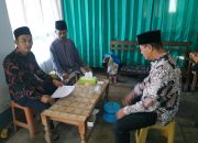 Didampingi Penyuluh Agama: Marbot yang Tukang Cukur Dapatkan Bantuan dari Baznas