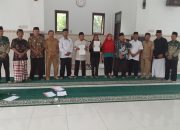 Penyuluh Bergerak Berdampak: Penyuluh Agama KUA Besuki Dampingi Ikrar Wakaf Melalui E-AIW
