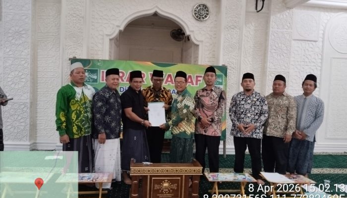 Penyuluh Agama Islam KUA Besuki Kawal Ikrar Wakaf di Masjid Al Amin Tanggulturus