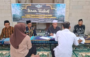 Pelaksanaan Ikrar Wakaf Tanah Masjid Miftahul Huda Sumberbendo Berjalan Khidmat