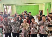 Penyuluh Agama Islam KUA Kecamatan Kedungwaru Bekali Siswa MTs Al Huda Kedungwaru dengan BRUS pada MATAMUDA