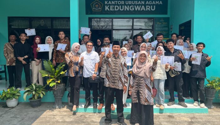 Penyuluh Agama Islam KUA Kedungwaru Bekali 18 Pasangan Calon Pengantin Wujudkan Keluarga Sakinah